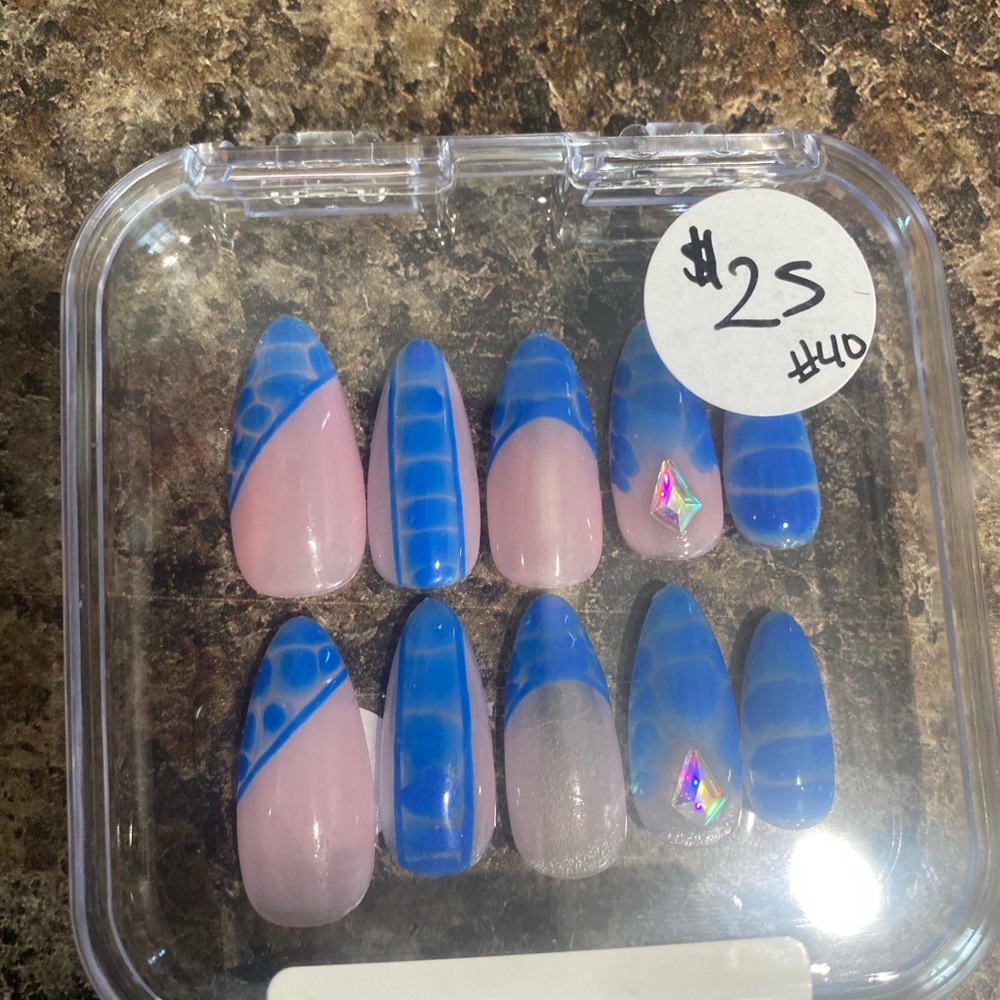 Blue and Pink Press-On Nail Set - Salon Quality